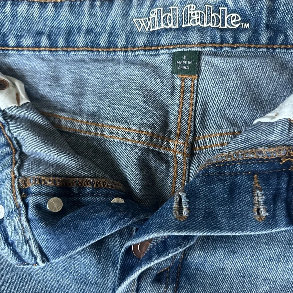 Wild Fable Distressed  Shorts size 6